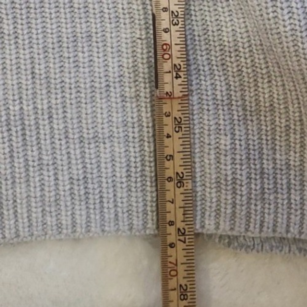 Cabi Womens Gray Ribbed Deep V Pullover Sweater Side Zippers Size Large #3531 - Picture 3 of 10